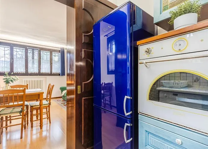 Διαμέρισμα Heaven Near Ferrari's - Train Station