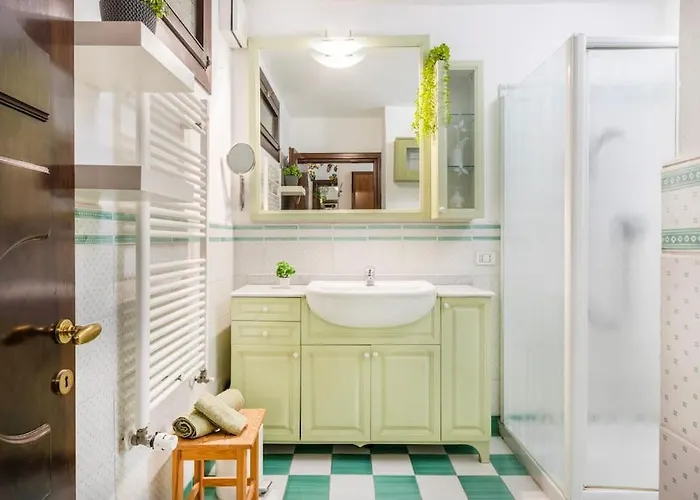 Διαμέρισμα Heaven Near Ferrari's - Train Station